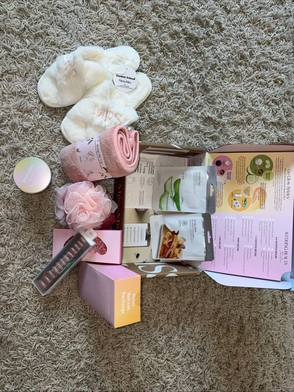 Miss to Mrs Go Glow Bridey box